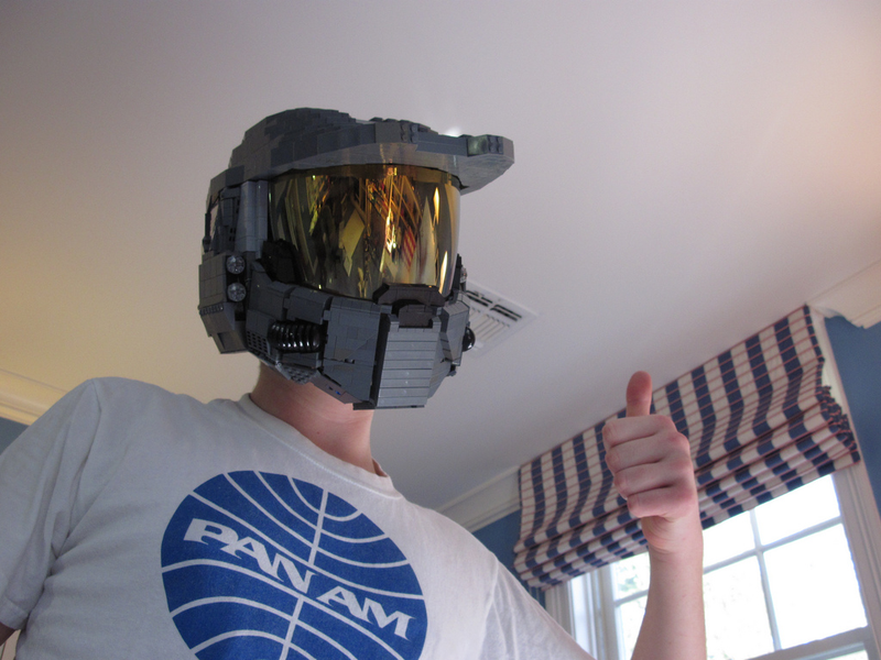 Illustration for article titled The Lego Master Chief Helmet You Can Actually Wear
